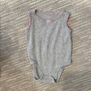 Carter's Baby Girl Gray and Pink Trim Sleeveless Bodysuit 9M Spring Summer